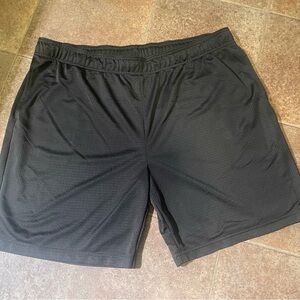 Xersion Gray Athletic Shorts with Elastic Waistband